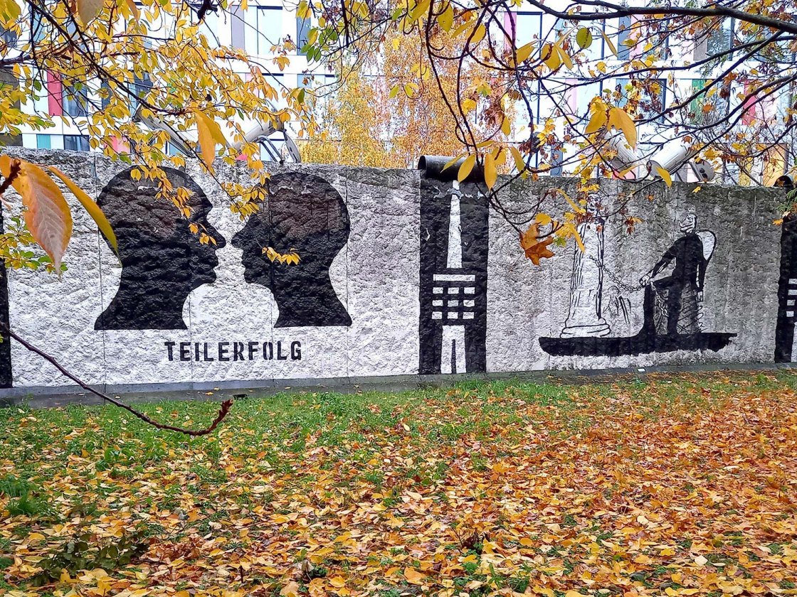 Parlament der Bäume im Herbst